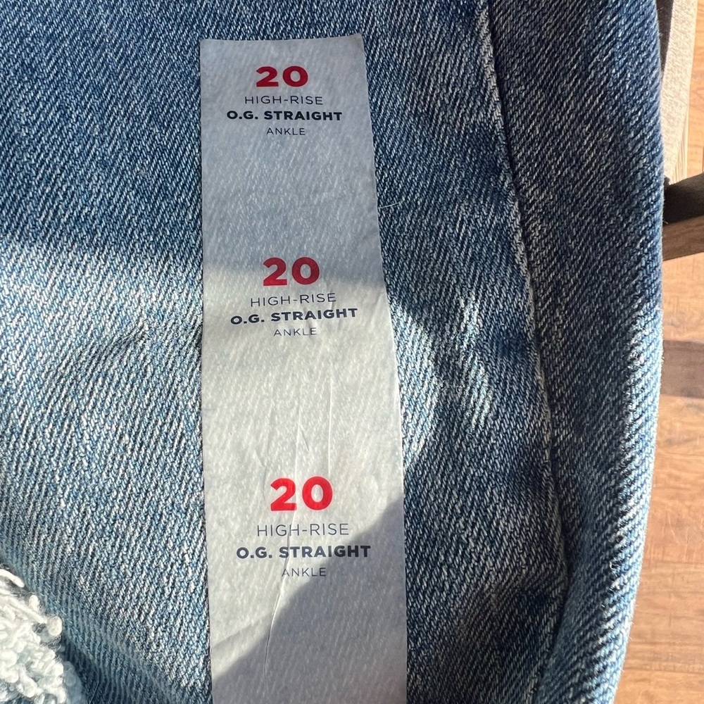 Old Navy straight crops